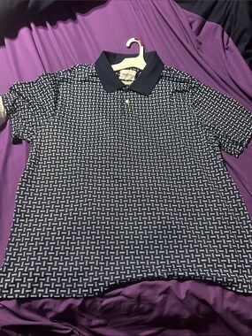 Goodfellow & Co Navy and White Geometric Polo